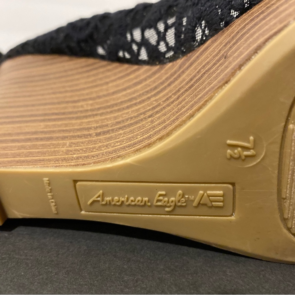 American Eagle Black Lace Wood Wedge Heels - Picture 7 of 7